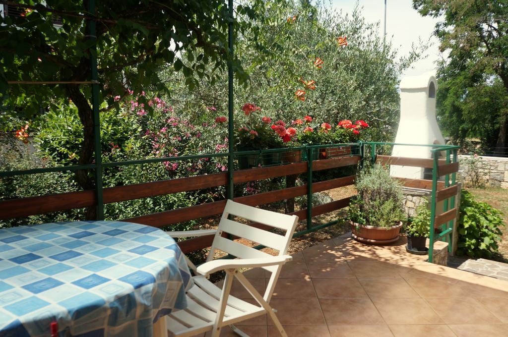 Apartament And Nadia With Garden Poreč